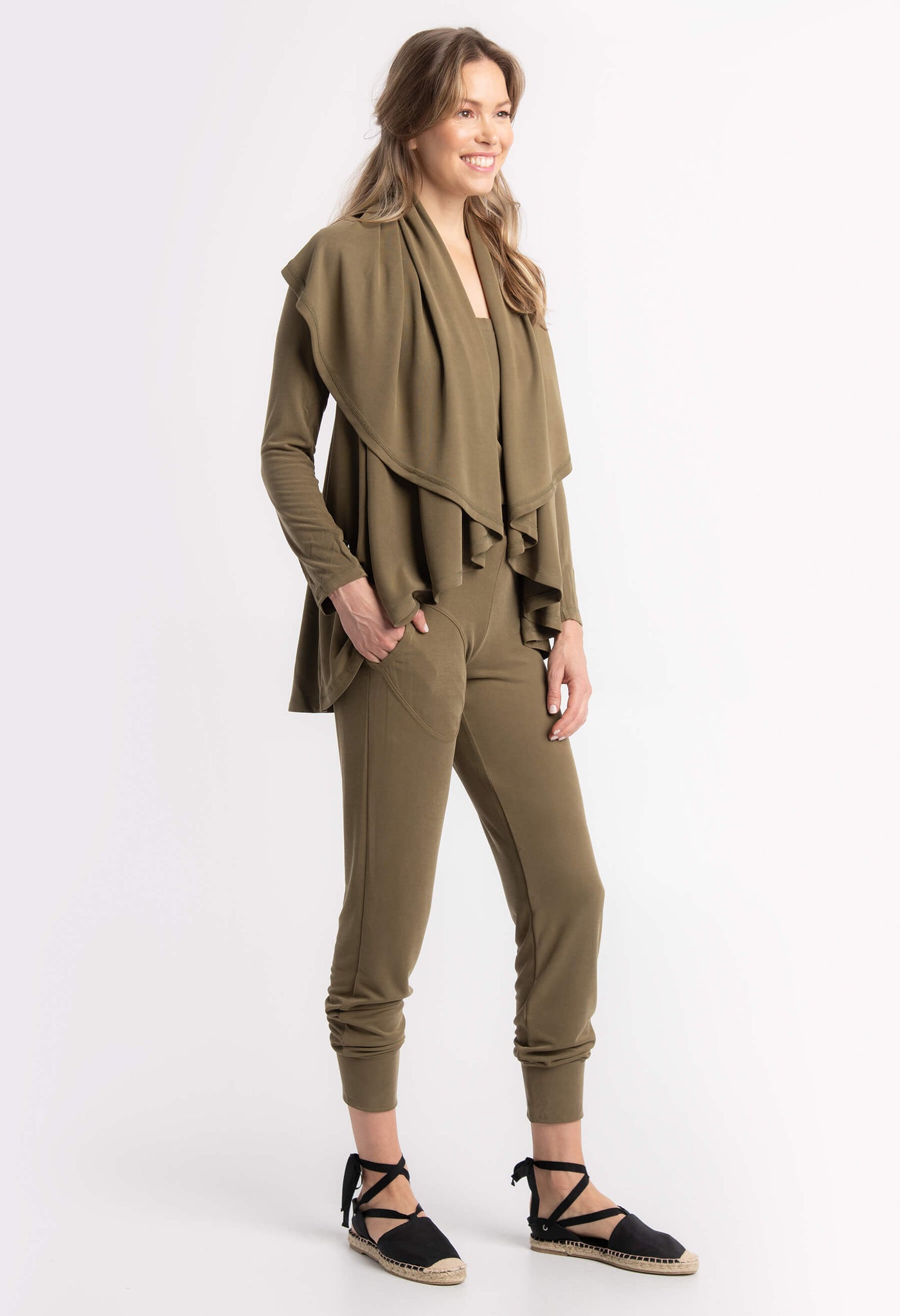 Comfortable semi-fitted pants - Jacinthe - Travel Collection